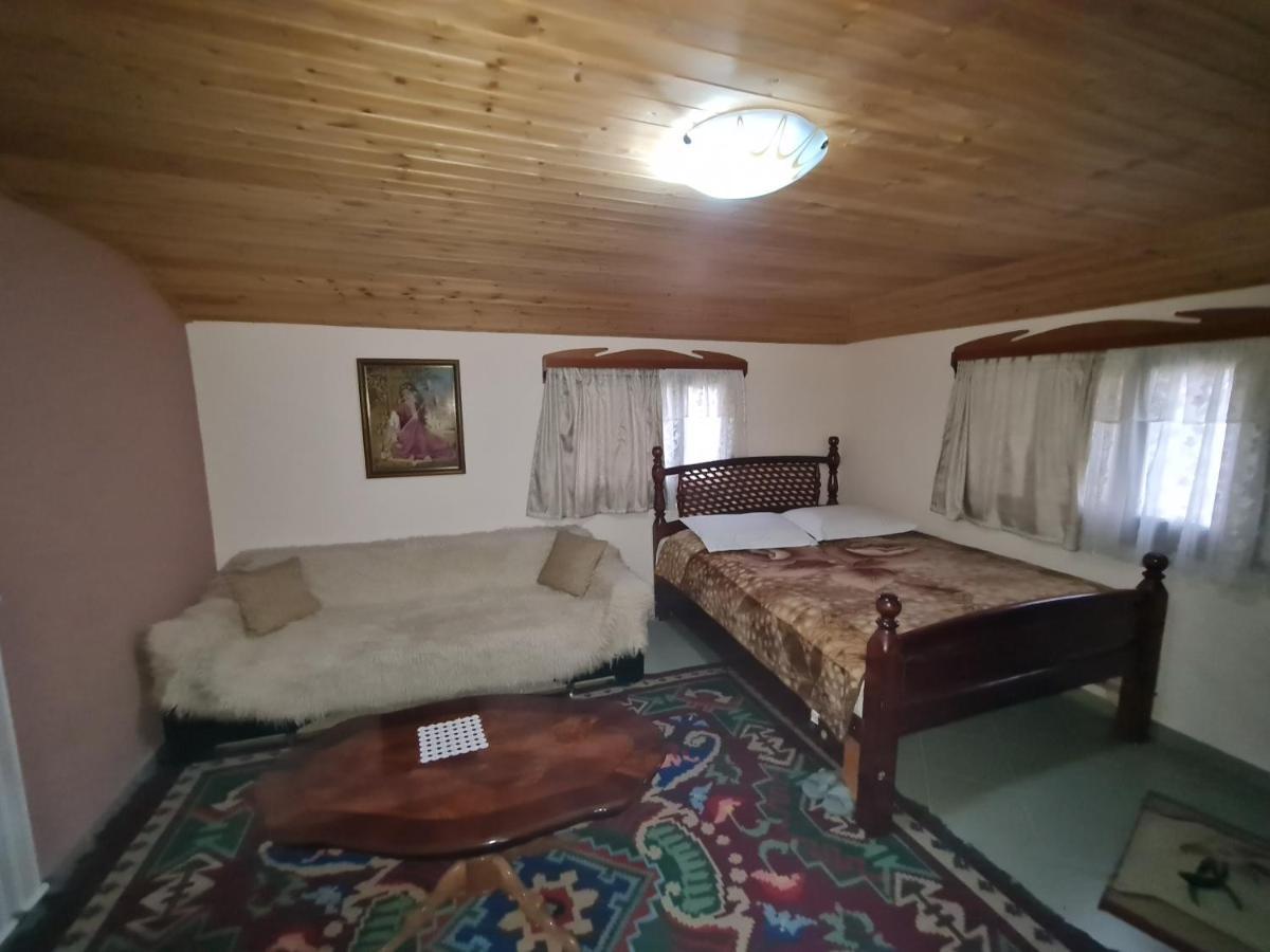 Sofra Kolonjare Agroturizem Hotel Erseke Ngoại thất bức ảnh