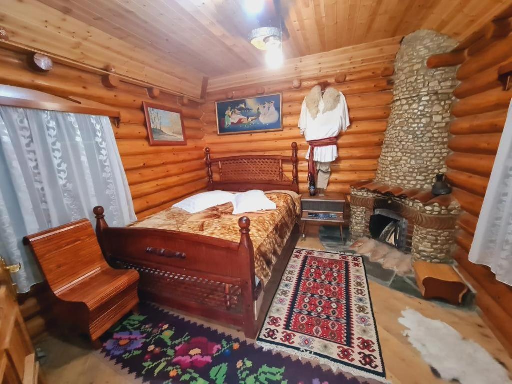 Sofra Kolonjare Agroturizem Hotel Erseke Ngoại thất bức ảnh
